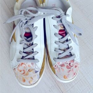 OKINAWA women shoes White leather hand made in Italy Low sneakers.